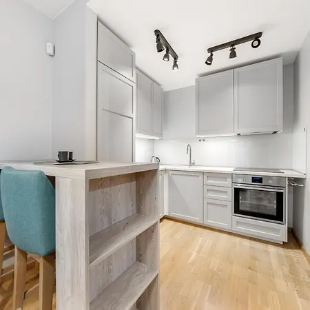 Cozy 55m2 Zverynas Retreat With