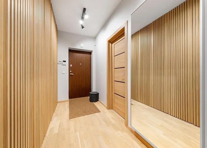 Cozy 55m2 Zverynas Retreat With アパート