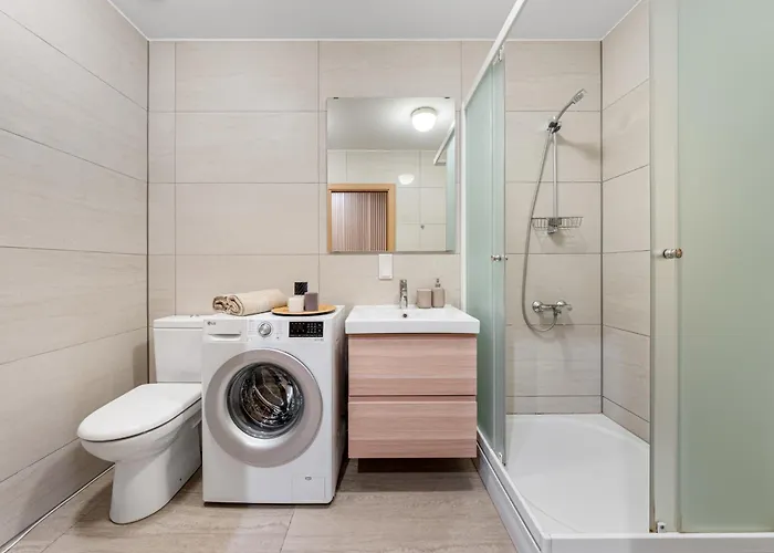 Cozy 55m2 Zverynas Retreat With Vilnius