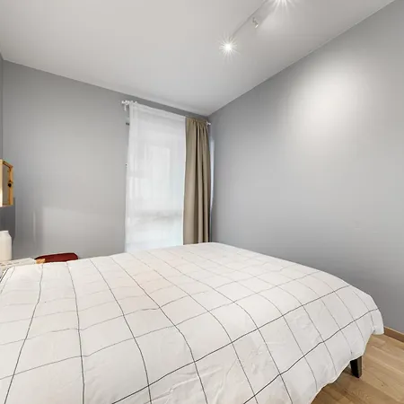Cozy 55m2 Zverynas Retreat With 维尔纽斯